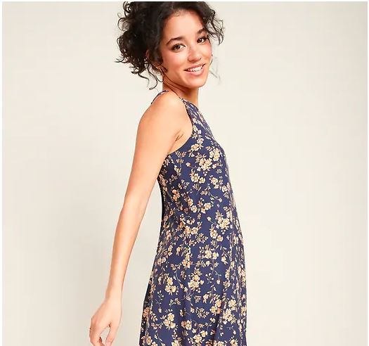 Models on this site are 5’9” not short or petite!