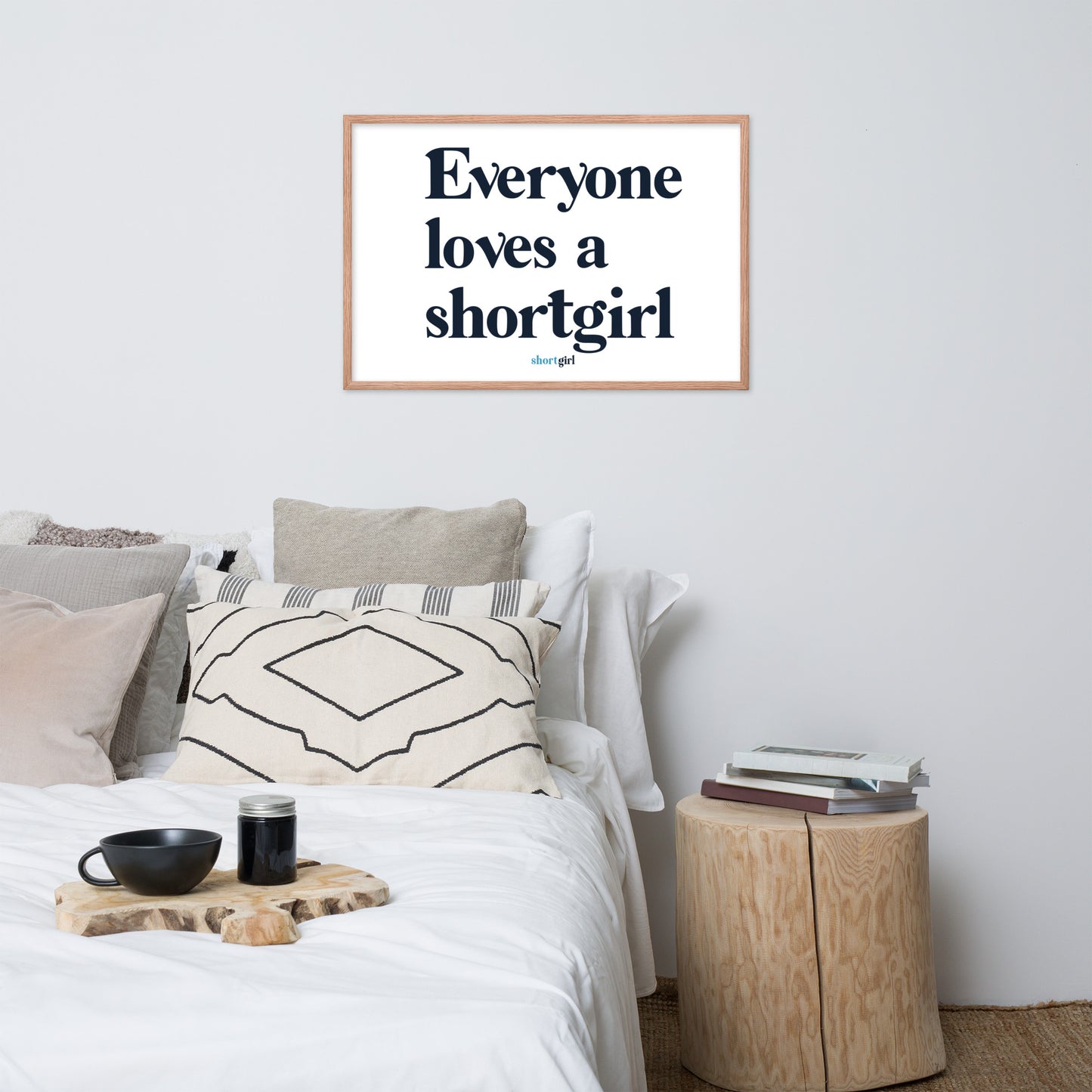 Framed poster - Everyone loves a shortgirl