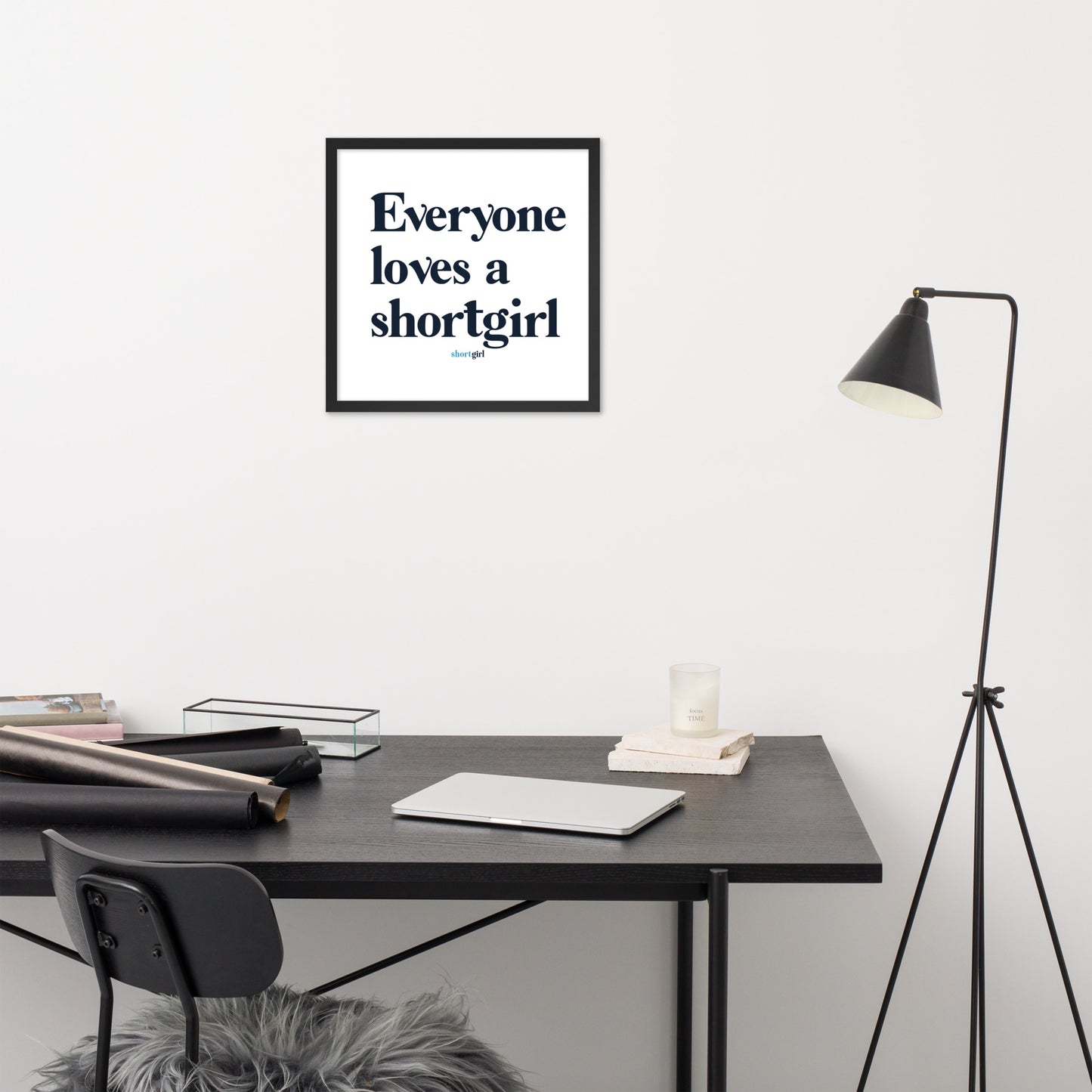 Framed photo paper poster - Everyone loves a shortgirl