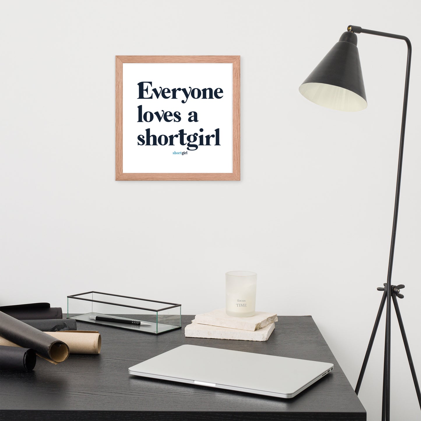 Framed photo paper poster - Everyone loves a shortgirl