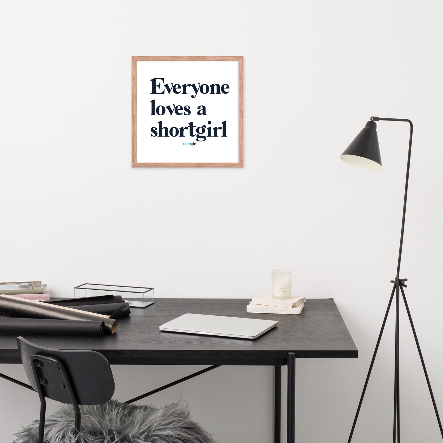 Framed photo paper poster - Everyone loves a shortgirl
