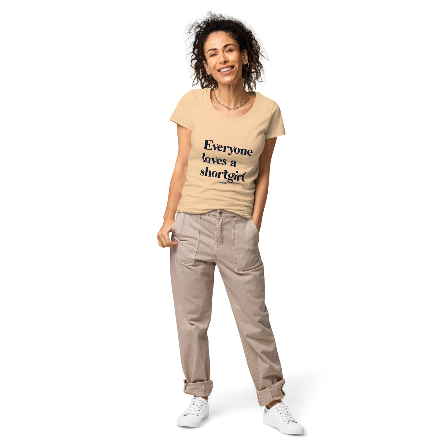 Women’s basic organic t-shirt - Everyone Loves a shortgirl