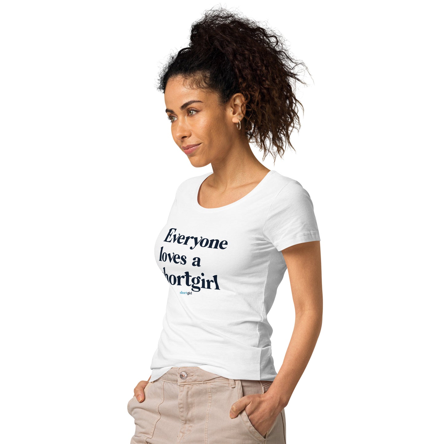 Women’s basic organic t-shirt - Everyone loves a shortgirl