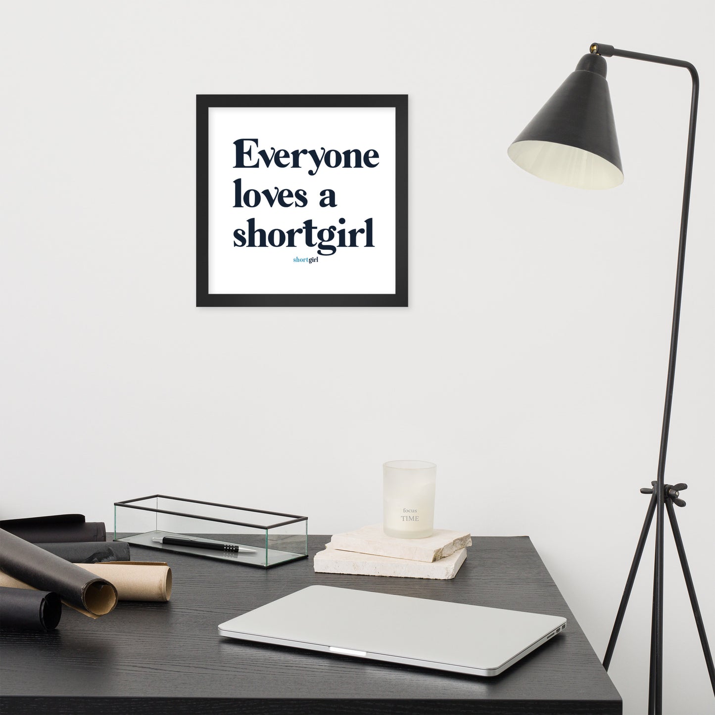 Framed photo paper poster - Everyone loves a shortgirl