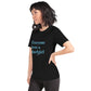 Unisex t-shirt - Everyone loves a shortgirl